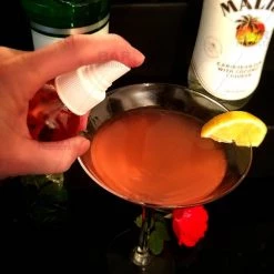 BarProducts.com Boston Round Craft Bartending Bottle W/ White Atomizer - Clear 4oz