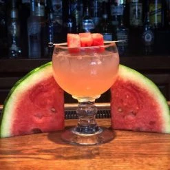 BarProducts.com BAR SUPPLIES BarConic® 20 Oz Schooner Glass