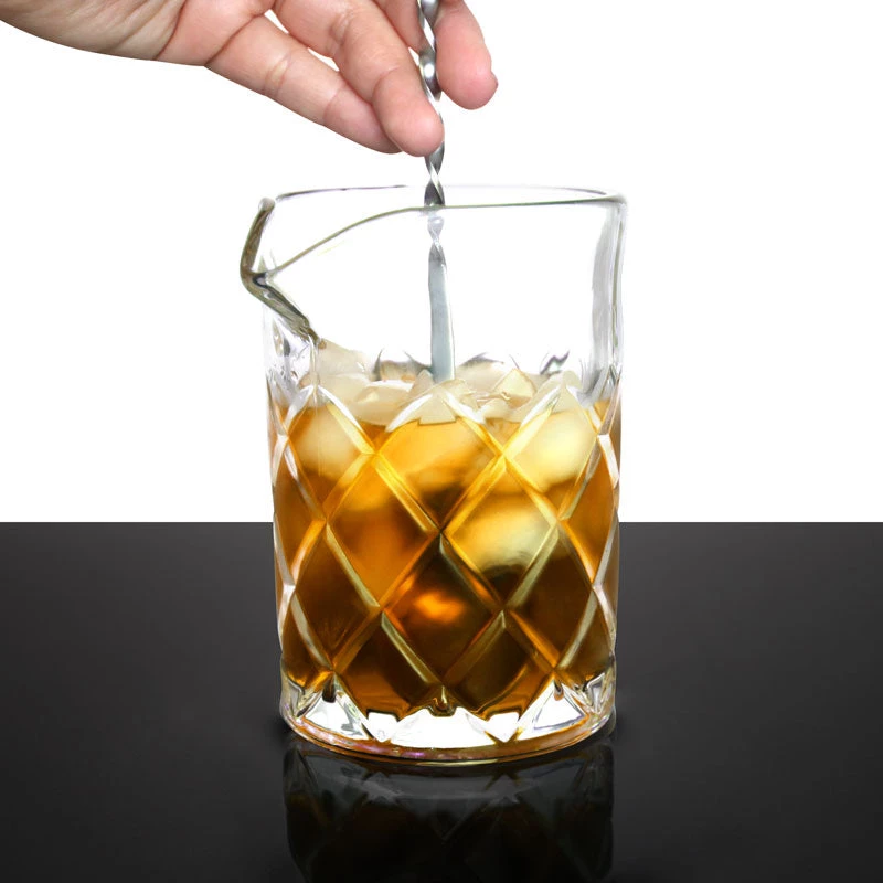 yarai-mixing-glass-13-oz-800_1.jpg BarProducts.com Master Mixology BarConic® 384ml (13 Oz) Diamond Pattern Mixing Glass